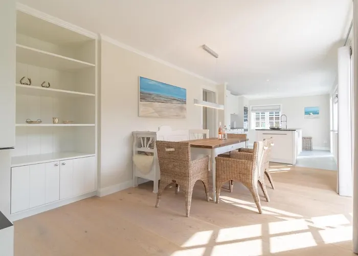 Reethus Febitz Nieblum